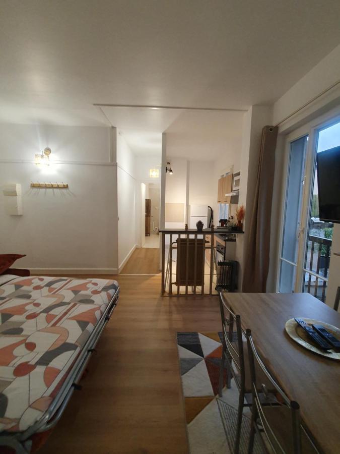Voisin De Louis Xiv,Free Parking Apartman Versailles Kültér fotó